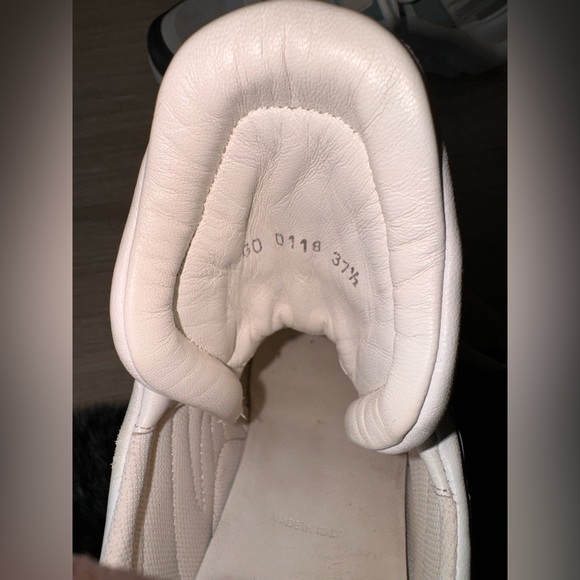 Louis Vuitton LV Archlight Sneakers - Picture 14 of 14